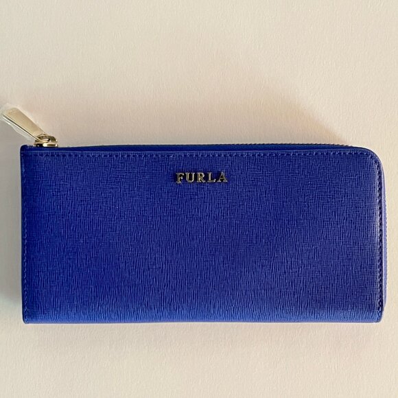 Brand new with tags Furla extra large zip around wallet in ocean blue leather - Picture 2 of 5